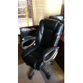 Black Executive Leather Rolling Task Chair